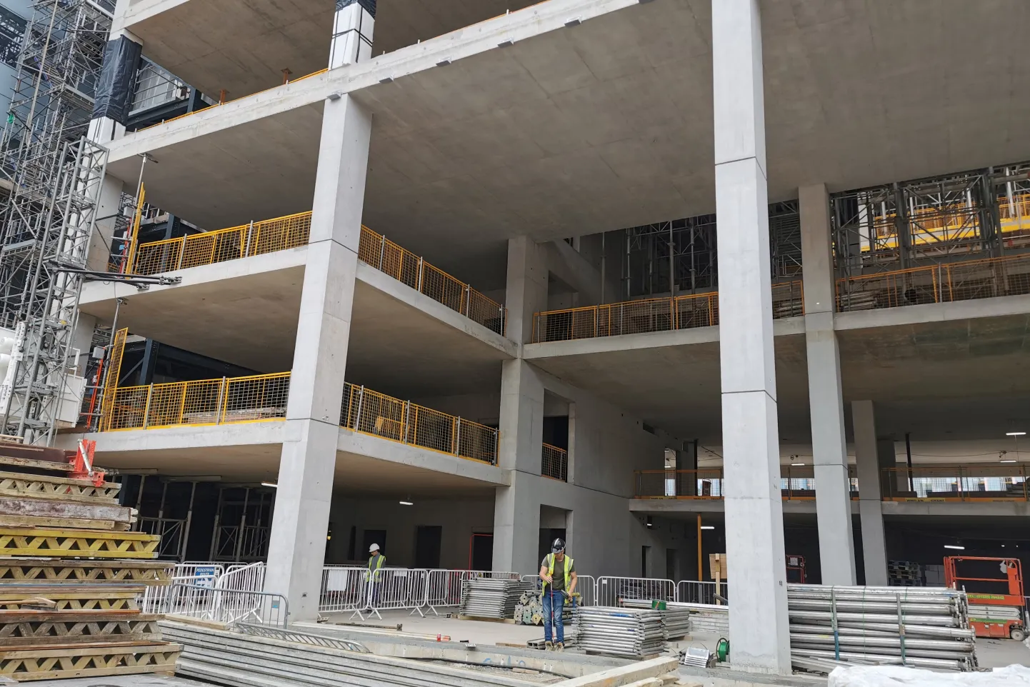 MMU triple height columns